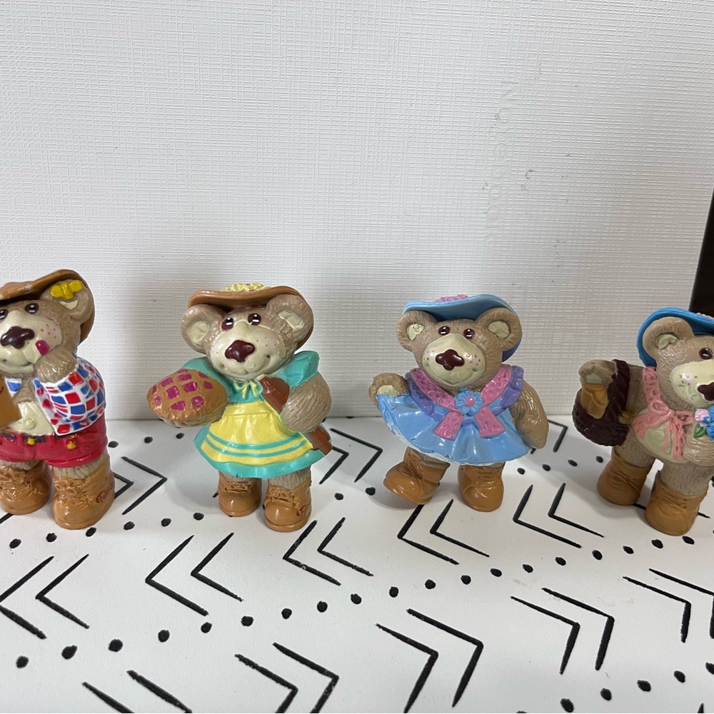 Vintage Furskin Bears Figures